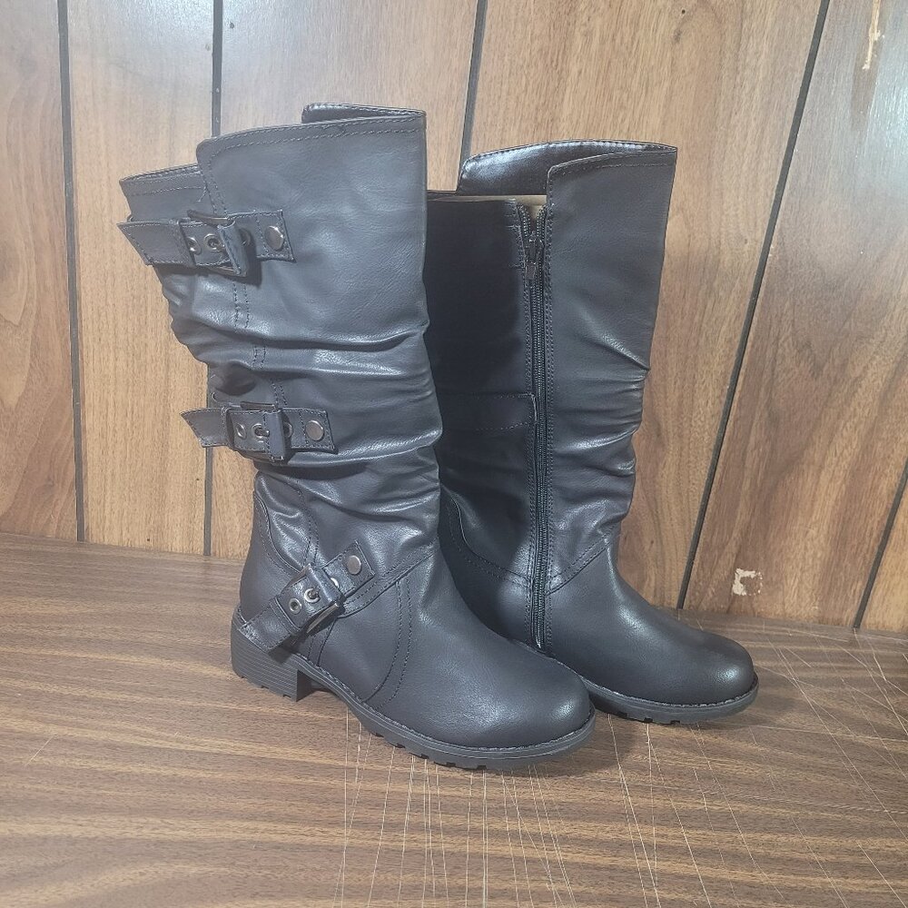 Women Black Boots Casual Size: 6 NEW